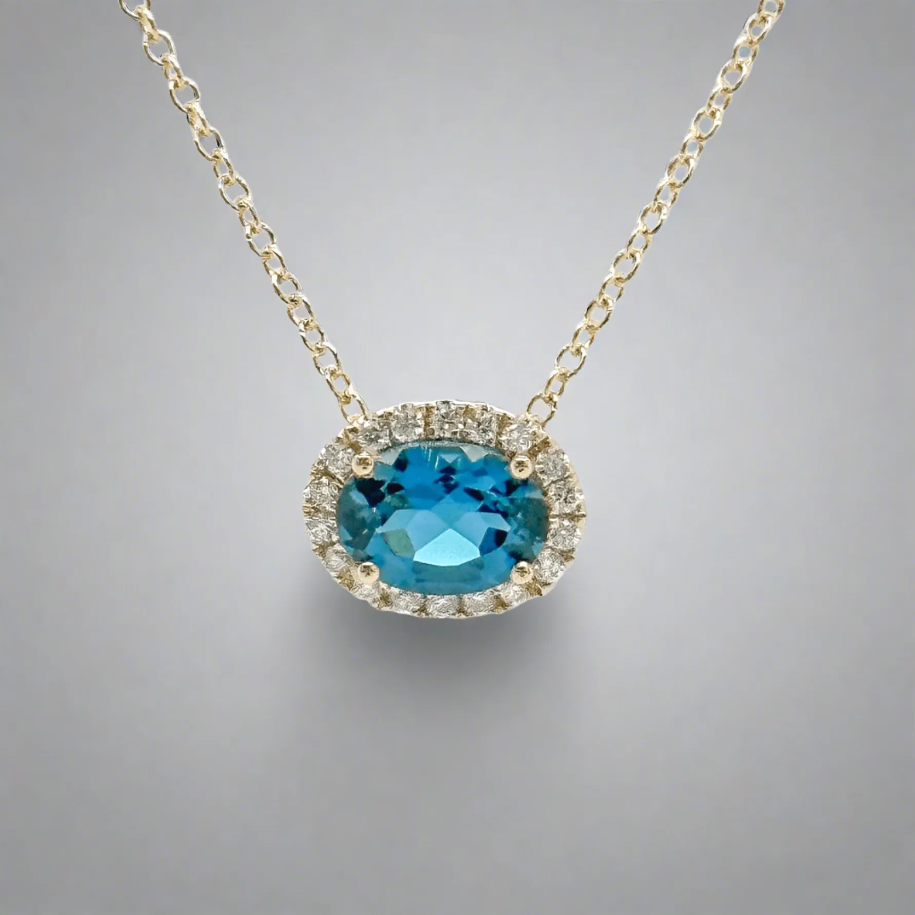 14K Y Gold 1.00ctw Oval Tourmaline and H/SI2 0.10ctw Diamond Pendant