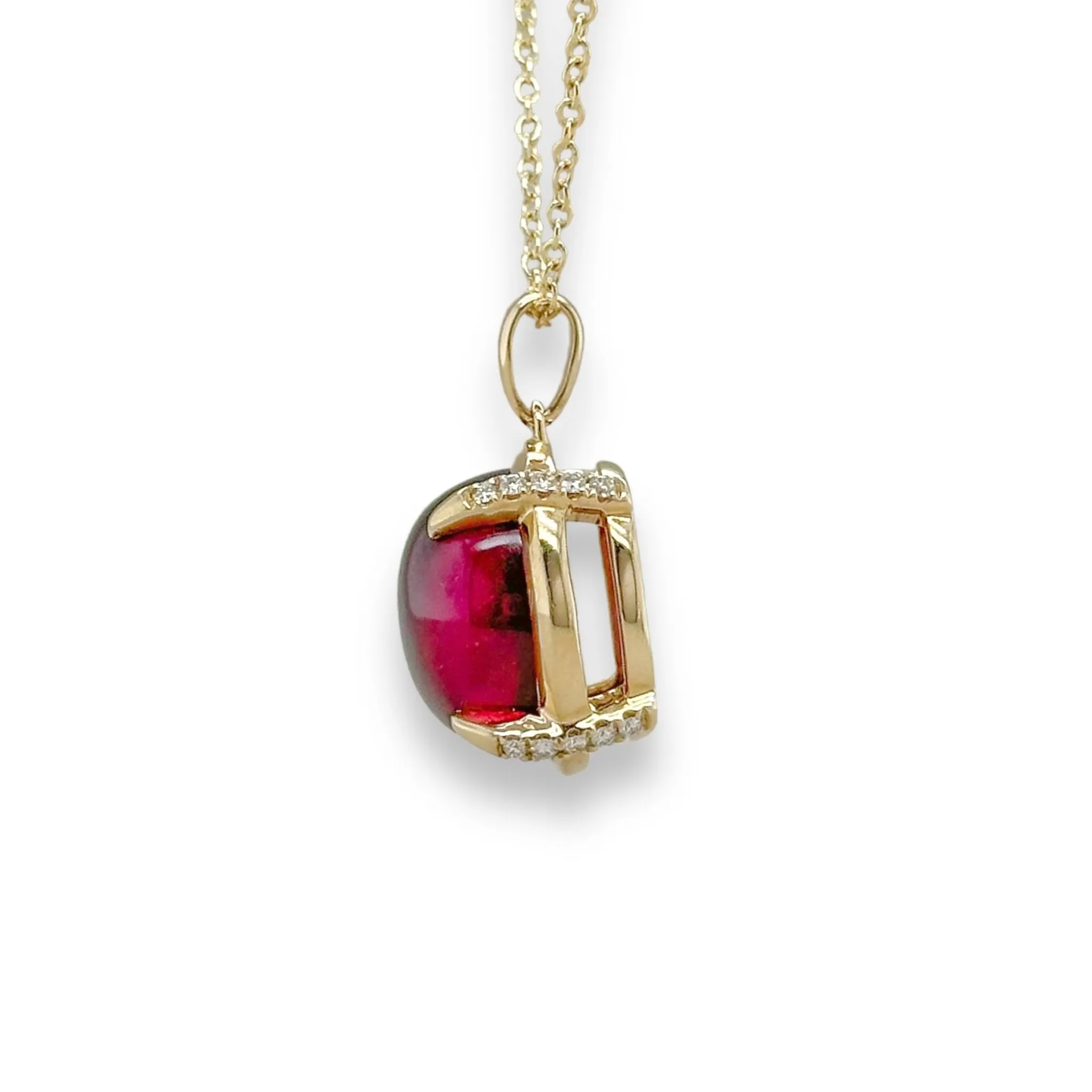 14K Y Gold 8.59ct Garnet and 0.10cttw SI1/H Diamond Pendant