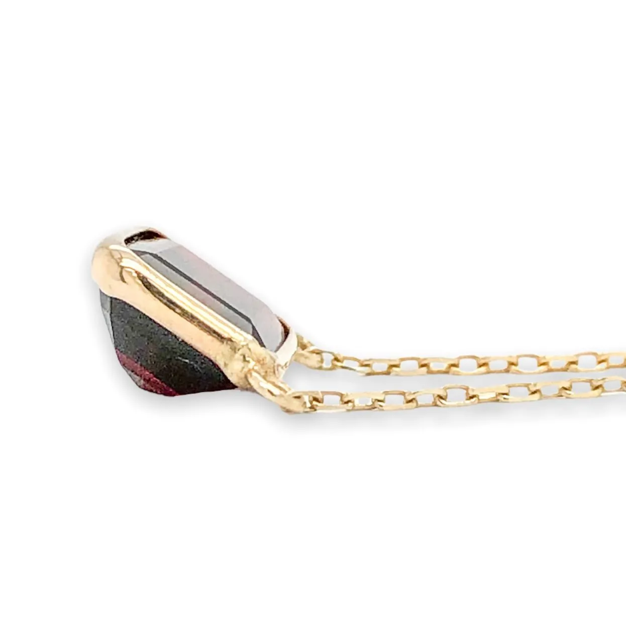 14K Y Gold 8X6mm Garnet Necklace