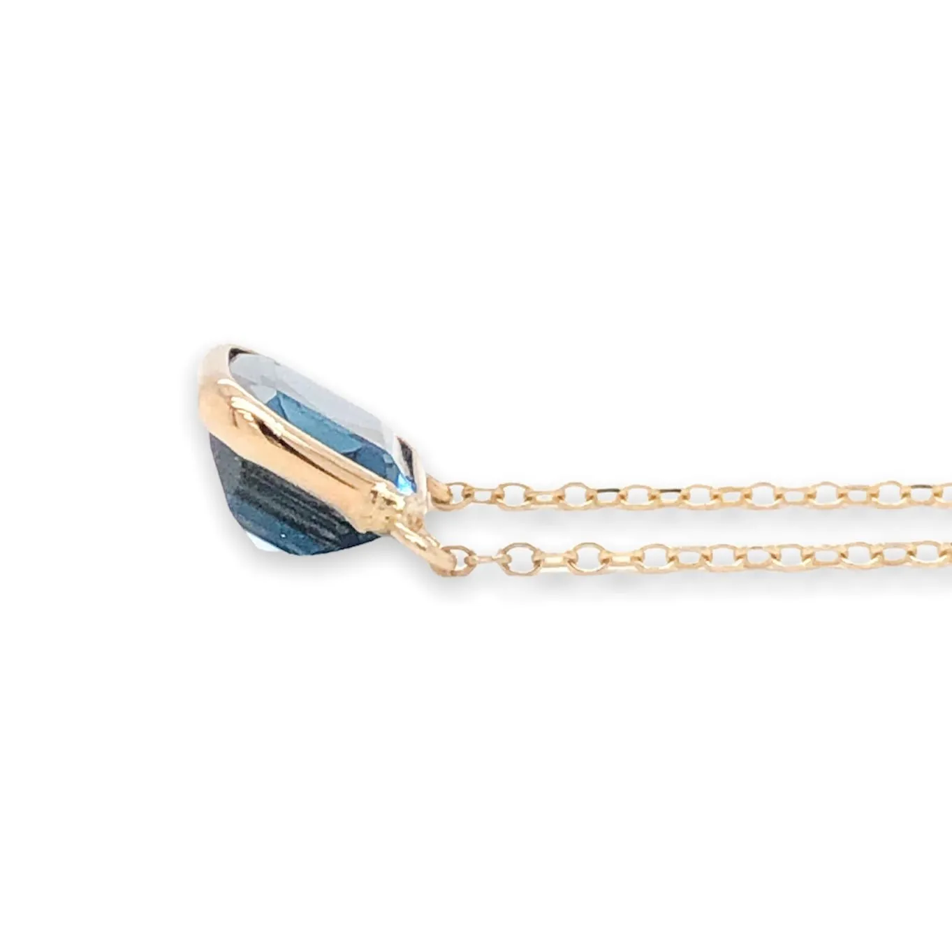 14K Y Gold 8X6mm London Blue Topaz Pendant