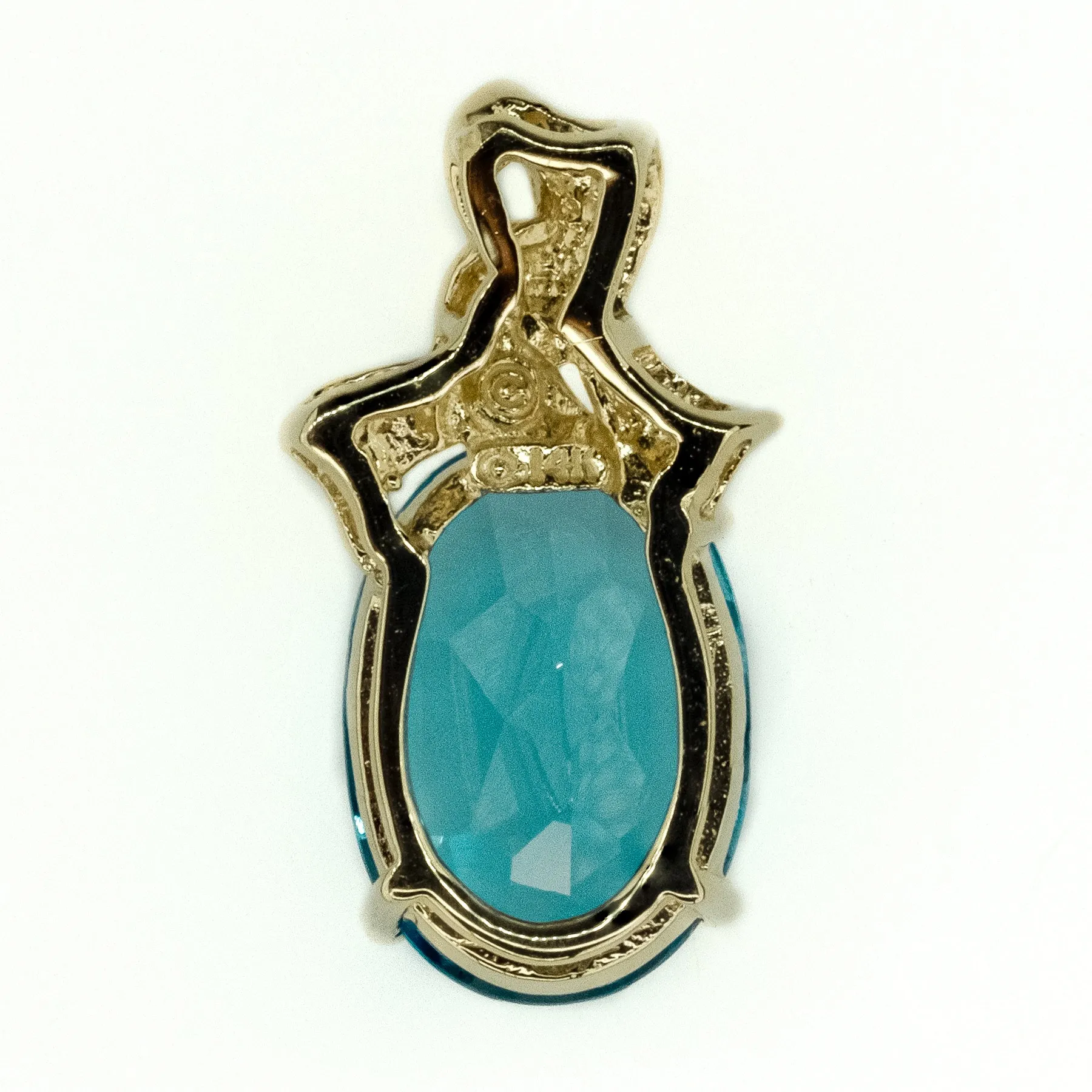 9.90ctw Blue Topaz Solitaire Gemstone Pendant in 14K Yellow Gold