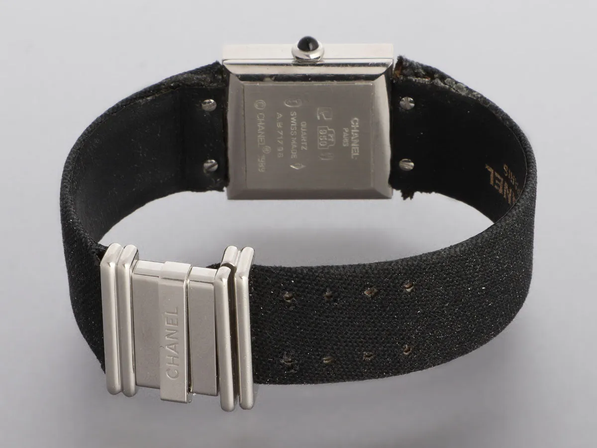 Chanel Platinum Matelass Watch 19mm