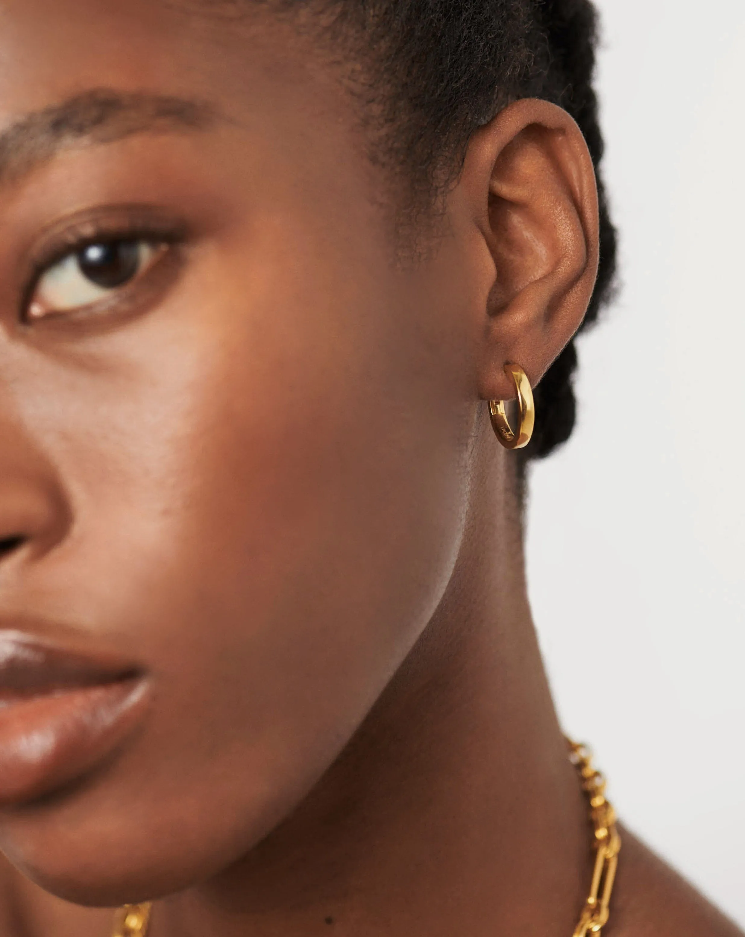 Classic Flat Small Hoop Earrings | 18k Gold Vermeil