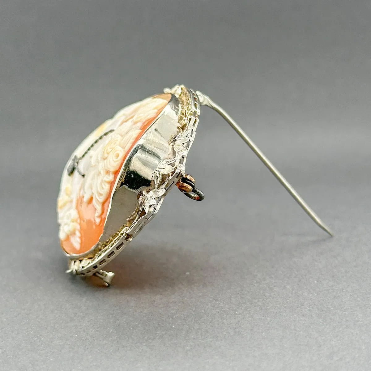 Estate 10K W Gold 33.00ct Shell & 0.03ct H-I/VS2 Diamond Cameo Pin/Pendant