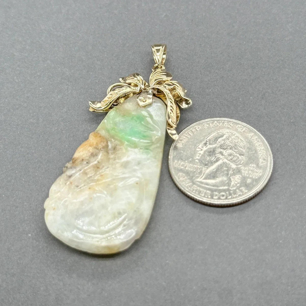 Estate 13K Y Gold 26.68ct Carved Bird Jadeite Pendant