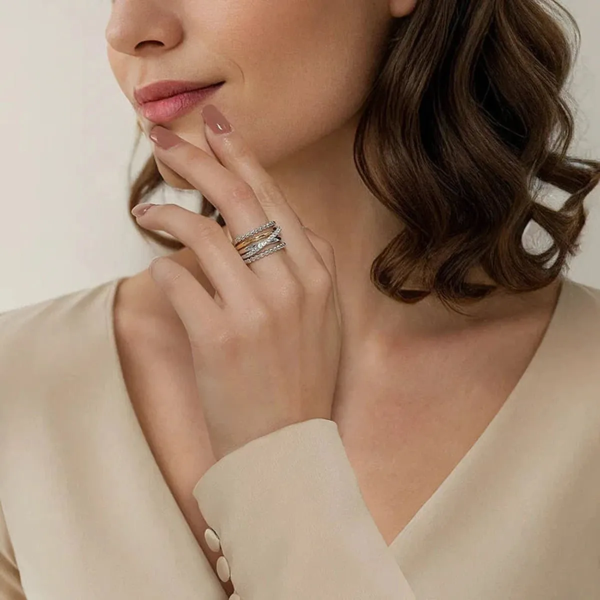 SS 14 0.48ctw White Sapphire Interlocking Beaded Ring